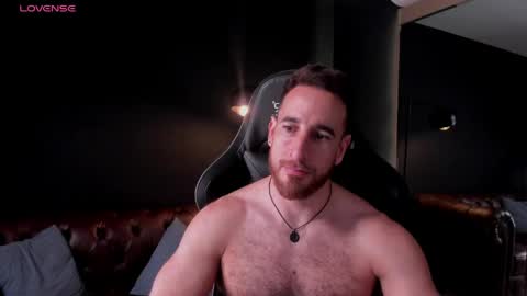 _adamcoper_ online show from May 16, 2:19 am