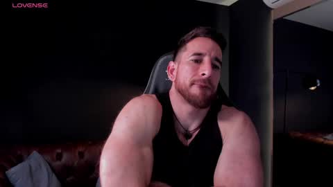 _adamcoper_ online show from May 18, 10:49 pm