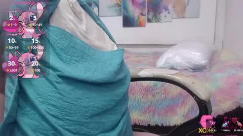 _alegriamartinez_ online show from September 23, 8:04 pm