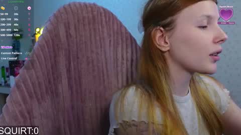 Snapshot of _aleksa chatting on March 2, 5:04 pm Alexa online show from March 2, 5:04 pm