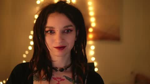 Alice Morrison Mistress Datura online show from April 18, 7:07 pm