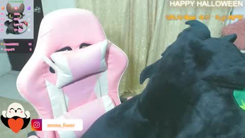 ask me  online show from October 31, 11:05 pm