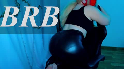 Amy NO NUDE MODEL online show from February 3, 2:25 am