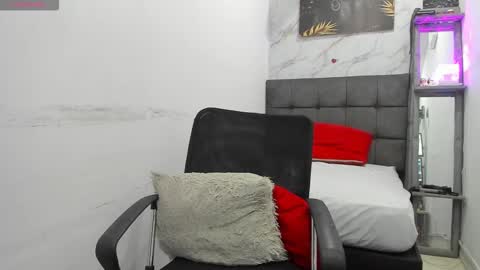 _ana_ebony online show from January 7, 5:29 pm