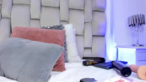 Angel Azul online show from March 11, 2:51 pm