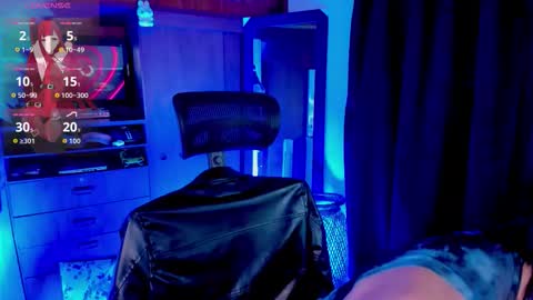 Angell Dustt  online show from March 27, 1:44 am