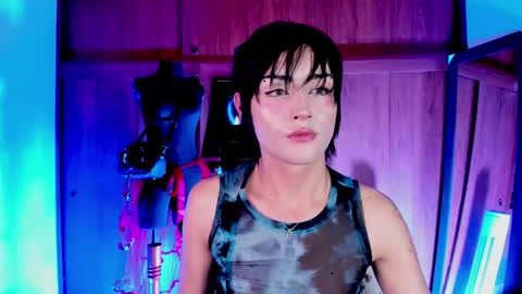 Angell Dustt  online show from February 9, 3:21 am