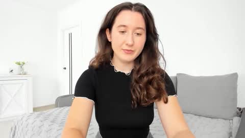 Anna online show from October 18, 11:25 am