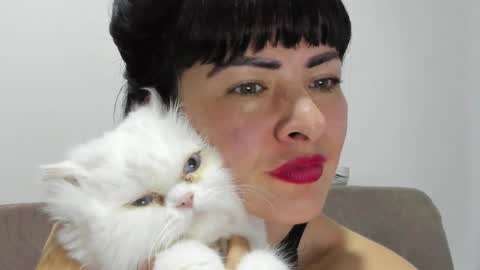 antonia online show from February 5, 11:06 pm