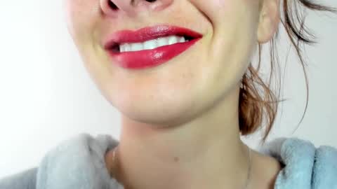 antonia online show from March 4, 7:55 pm