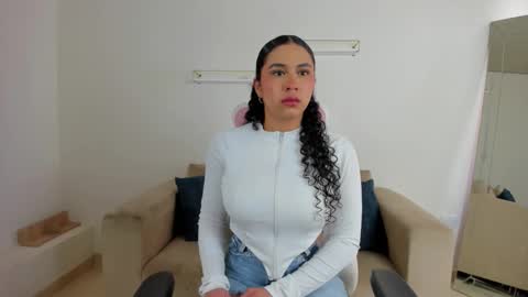    online show from November 25, 12:37 pm