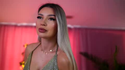 Arielle online show from March 3, 9:33 am