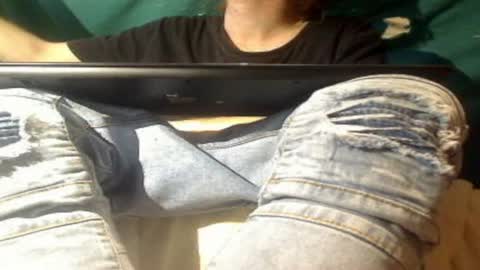 _axel_vance_ online show from April 13, 3:38 pm