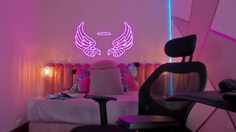  Baby Cherry  online show from March 4, 7:01 pm