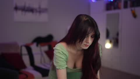 Lili online show from February 3, 6:00 am