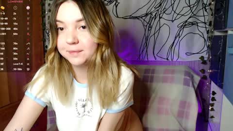 Elizabeth online show from April 15, 4:10 pm