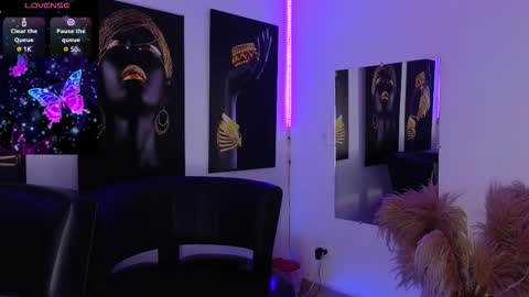 Brenna online show from October 29, 7:25 pm