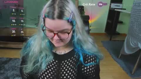 _candym1lky_ online show from October 13, 8:38 am