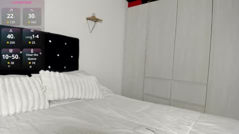 Bella  online show from March 13, 11:08 pm