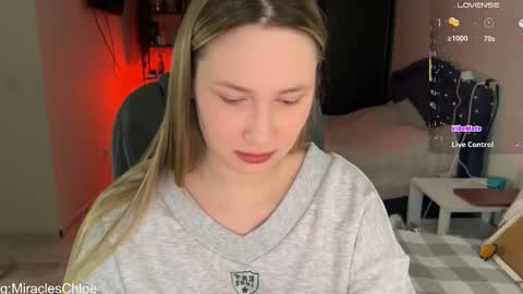 _chloe_miller_ online show from February 22, 5:37 pm