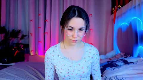 Cindy . online show from January 7, 5:34 am