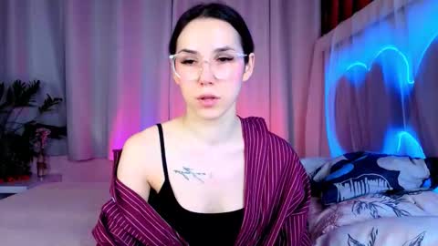 Cindy . online show from February 7, 5:21 am