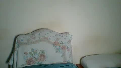 clara online show from February 15, 7:27 am