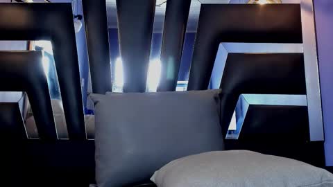 Darcy online show from February 3, 6:22 am