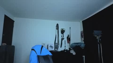 delacruz online show from March 27, 11:22 am