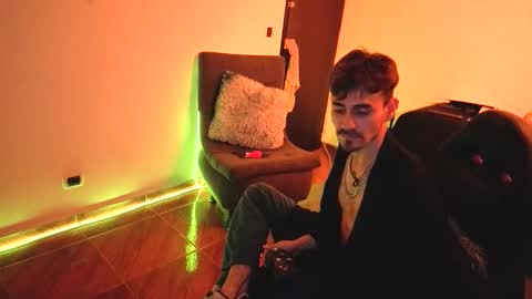 delacruz online show from April 4, 1:45 am