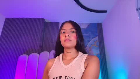 Dione online show from May 22, 7:53 pm