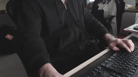 _dmc online show from January 17, 8:45 am