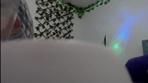 Snapshot of _donniia_ chatting on January 27, 12:37 pm Dannia online show from January 27, 12:37 pm