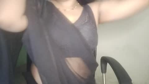 _dreamgirl_0 online show from April 22, 10:55 am