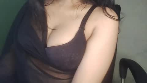 _dreamgirl_0 online show from June 5, 10:42 am