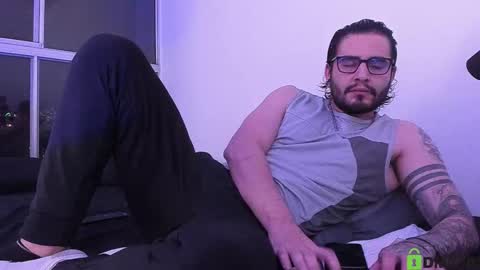  -         online show from October 31, 3:51 am