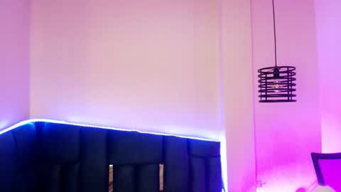 Emily  online show from November 20, 4:48 pm