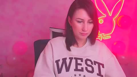 Emma online show from February 12, 1:16 pm