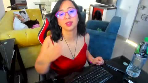 Emma online show from January 29, 4:30 pm