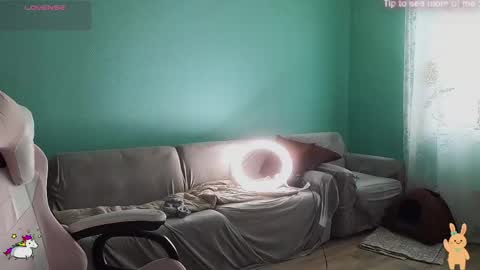 Sam  online show from April 18, 11:34 am