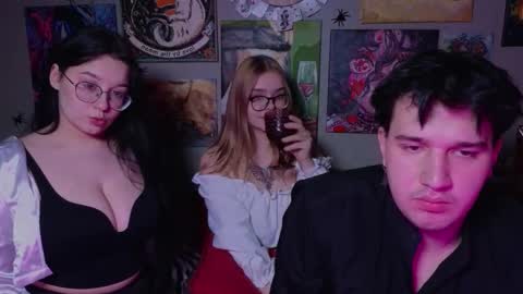 KENDALL  NATHAN MARRY  RYANPVT IS OPEN online show from November 19, 5:45 pm