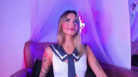 Felicity online show from May 1, 11:37 am
