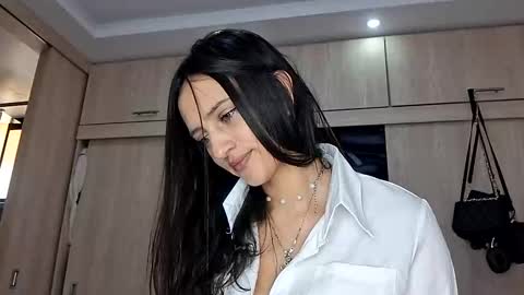 Gabby online show from December 15, 4:25 pm