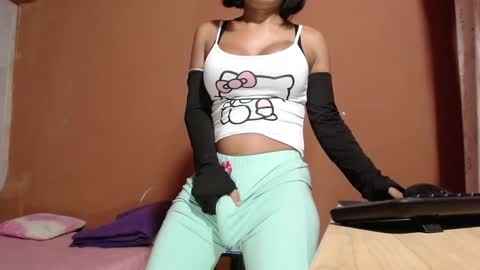 _gabriela_saenz_ online show from September 29, 2:05 pm