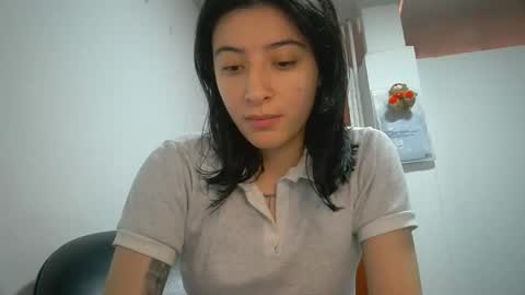 Mia-foster online show from January 16, 8:18 pm