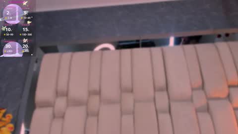 Gigi online show from December 16, 12:00 pm