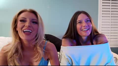 _hazelrey online show from February 12, 4:54 am