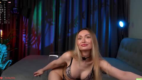 Veronica online show from February 23, 8:33 pm