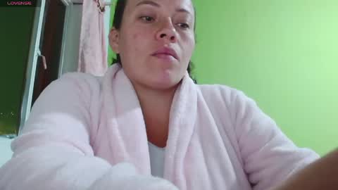 Honey online show from June 6, 2:06 am
