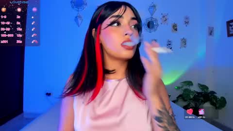 Jenn  online show from February 25, 11:04 pm